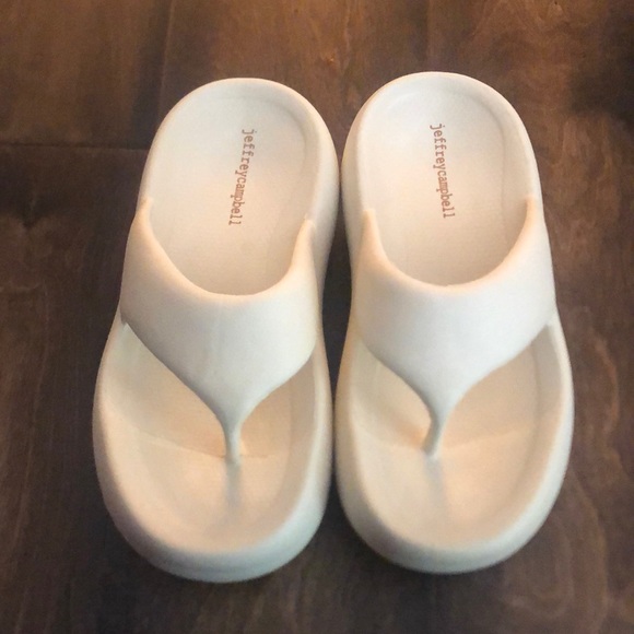 JEFRREY CAMPBELL CHILLAXIN PLATFORM FLIP FLOP NWOT - Picture 3 of 16